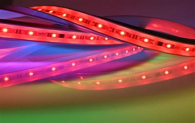 Zogbɛn Neon tɔn lɛ nú tɔsisa ɔ